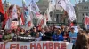 Con los pibes no: organizaciones sociales marchan al Congreso contra recortes en AUH