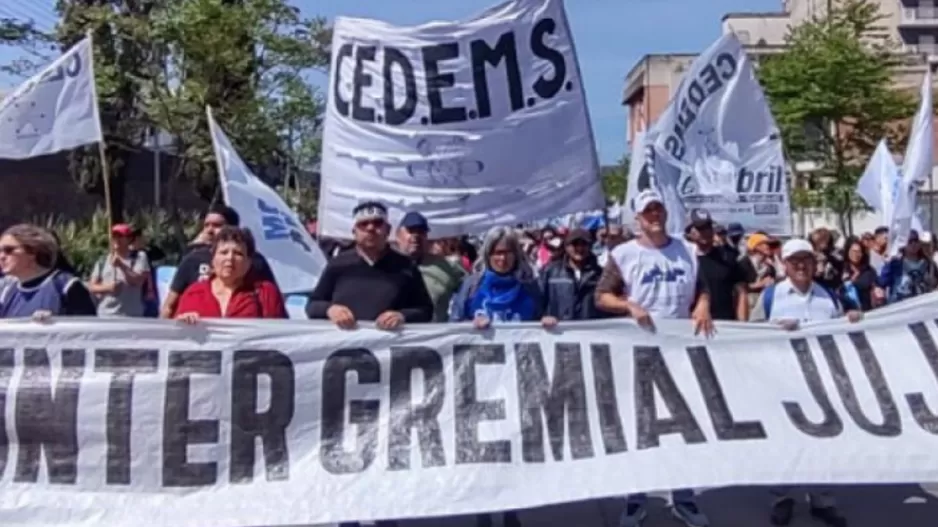 Intergremial estatal de Jujuy rechazó aumento “en negro” y declara el paro para el lunes