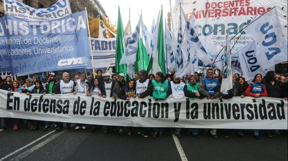 El Frente Sindical de Universidades Nacionales rechazó aumento salarial del 8%