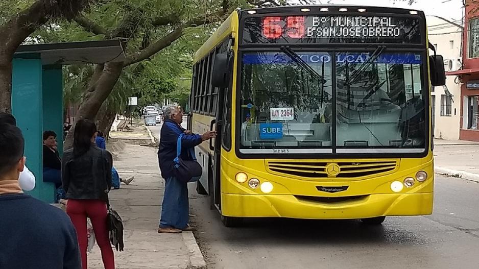 La UTA amenaza con un paro en el AMBA por sueldos en cuotas y aguinaldo fraccionado | Enfoque Sindical