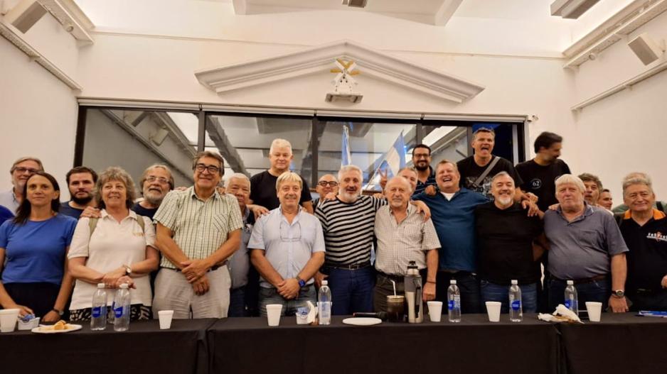 El Frente de Sindicatos Unidos (FreSU) realizará el próximo 1° de Mayo un plenario nacional de delegadas y delegados con el objetivo de avanzar en la elaboración de un programa del movimiento obrero para el país. 